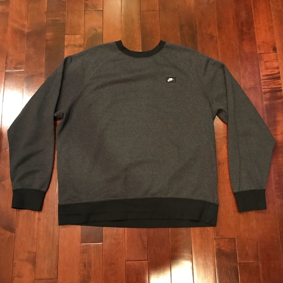 Nike Other - Nike Navy Long Sleeve Crewneck Pullover Sweatshirt